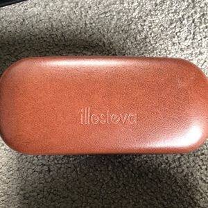 Illesteva hard eyeglass case.